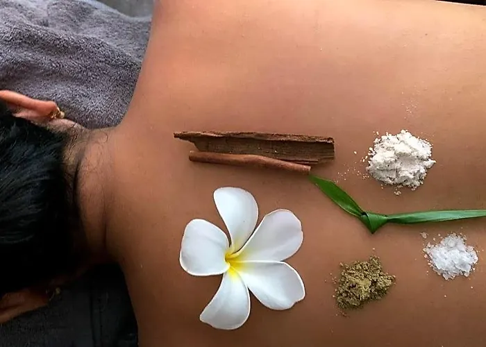 Курортный комплекс Batu Karang &
