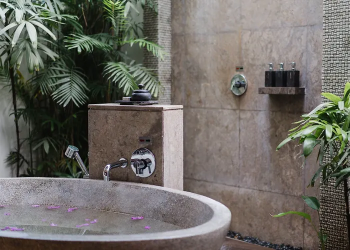 Batu Karang & 4* Nusa Lembongan (Bali)